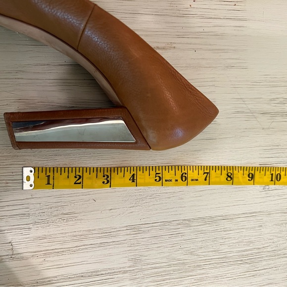 Prada camel color, thick, high heels w/ silver detailing. Size 9/40 women’s - Picture 4 of 7